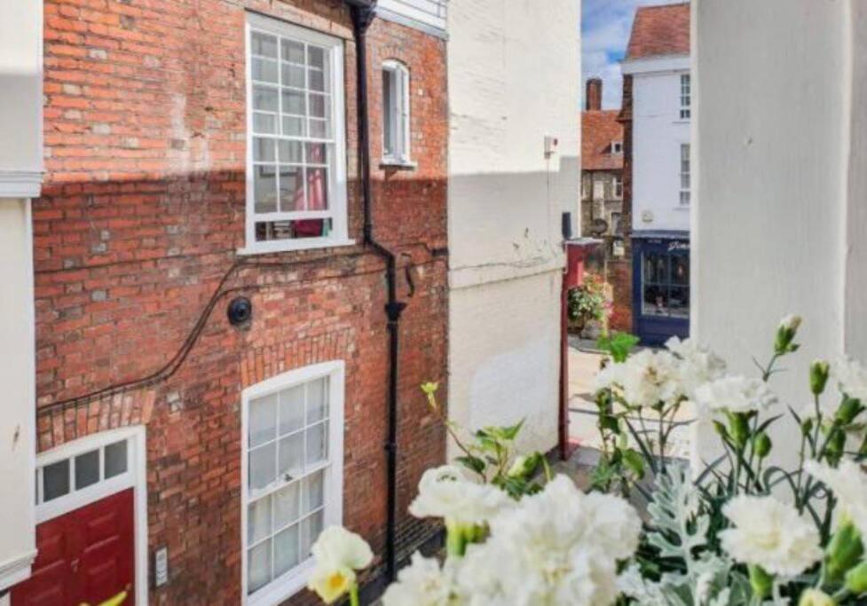 Turnagain Lane, Canterbury City Centre 외부 사진